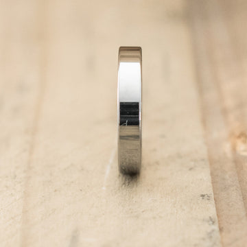 4mm Tungsten Carbide Pipe Cut Flat Ring
